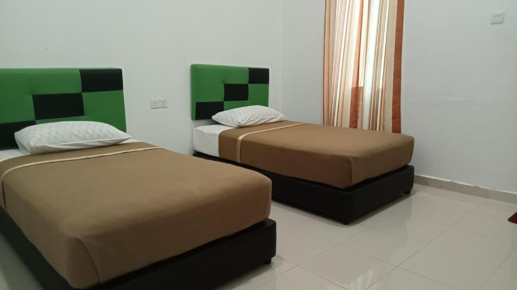 Dlayaran Villa Guest House Kuala Rompin Exterior foto